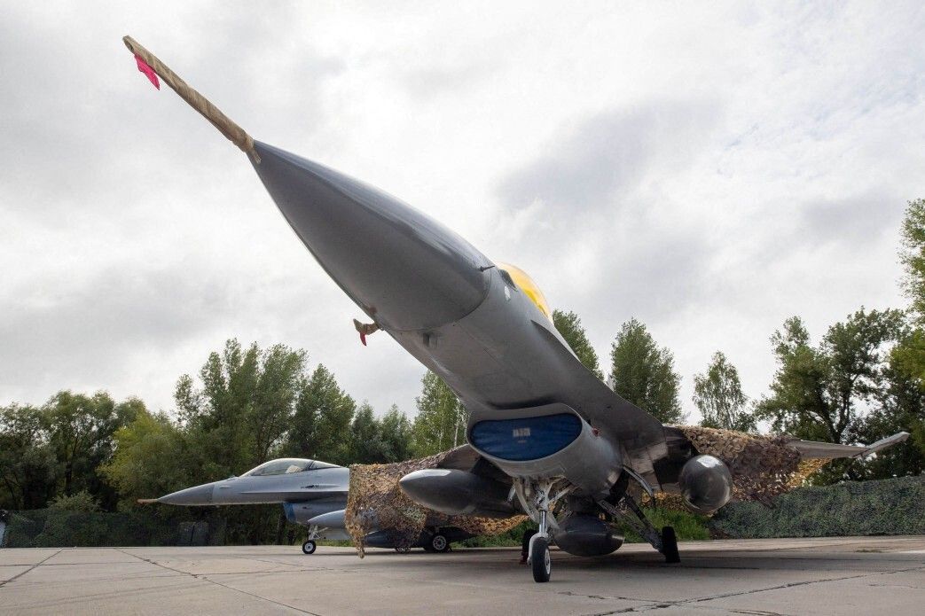 Ukraine receives its first F-16 fighter jets, pentagon