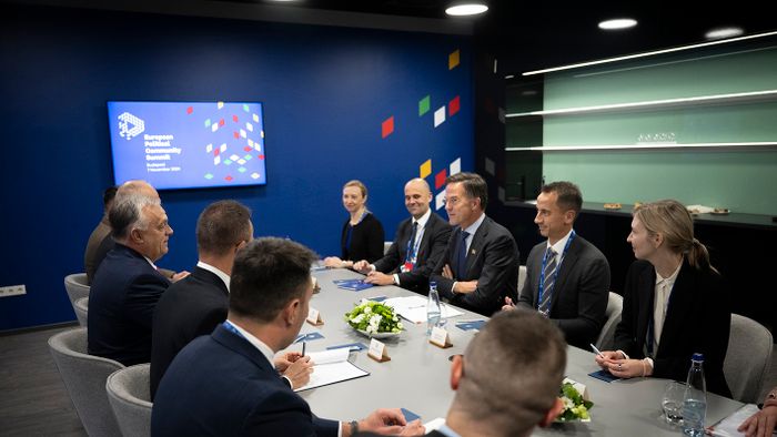 RUTTE, Mark; ORBÁN Viktor