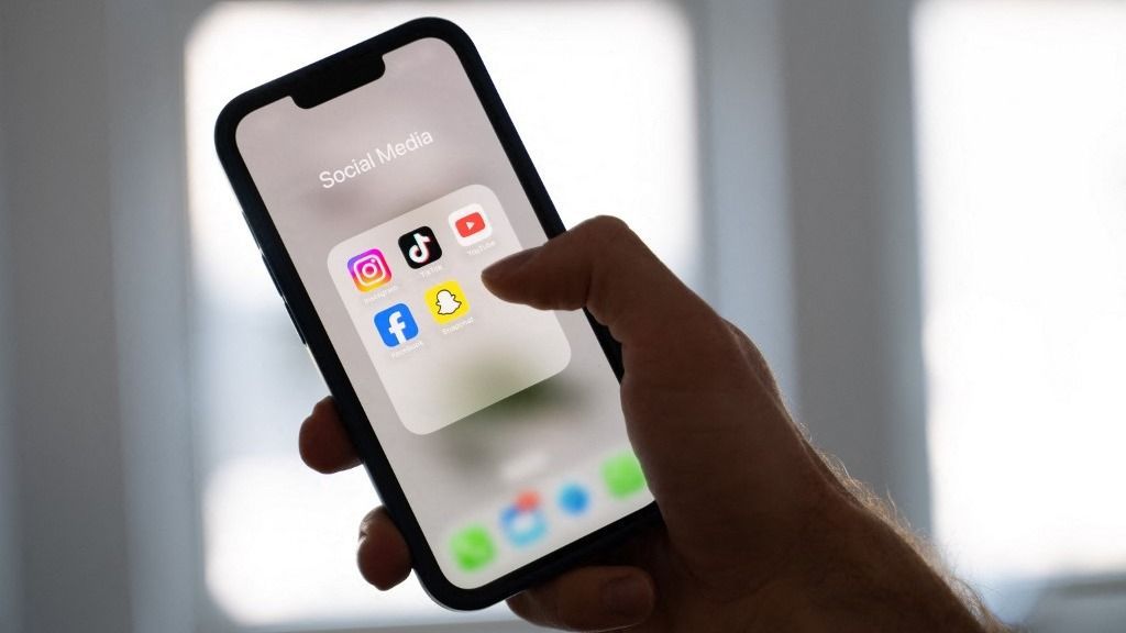 Illustration - Social media apps
közösségi média
korhatár
tiktok