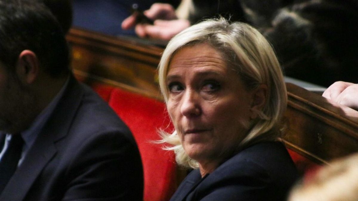 Veszélyben a francia költségvetés, hétfőn minden eldőlhet