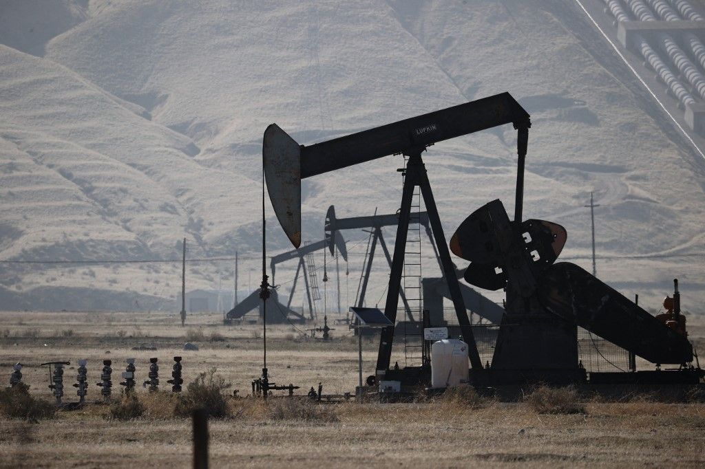 Oil-wells in California
CALIFORNIA, USA - NOVEMBER 27: Oil wells are seen at an oil facility by the Highway 5 near Bakersfield in California, United States on November 27, 2022. Tayfun Coskun / Anadolu Agency (Photo by Tayfun Coskun / ANADOLU AGENCY / Anadolu via AFP) Donald Trump