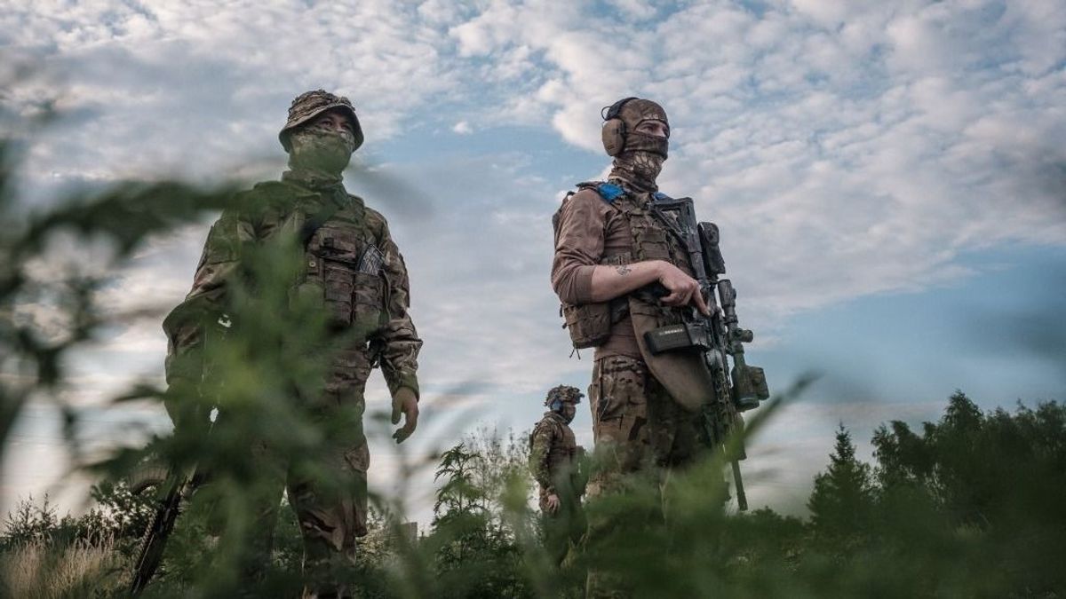 Zelenszkij döntést hozott: leváltotta az ukrán szárazföldi erők parancsnokát