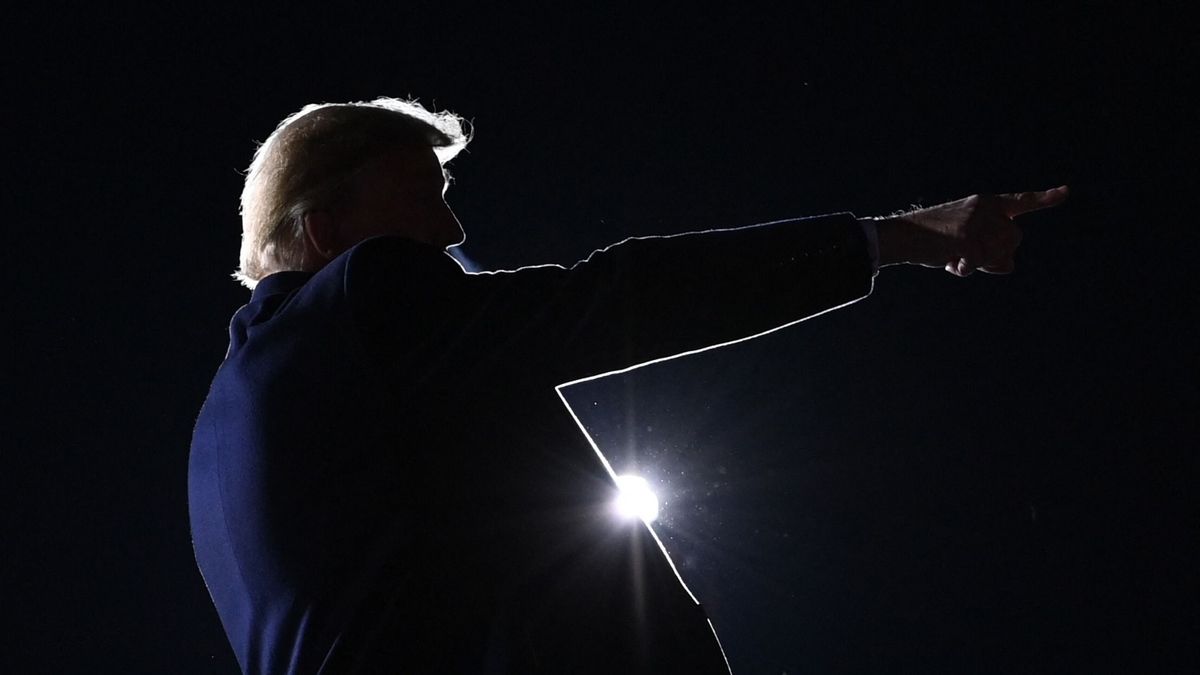 Trump holds rally on eve of twin runoffs in Georgia which will determine control of Senate