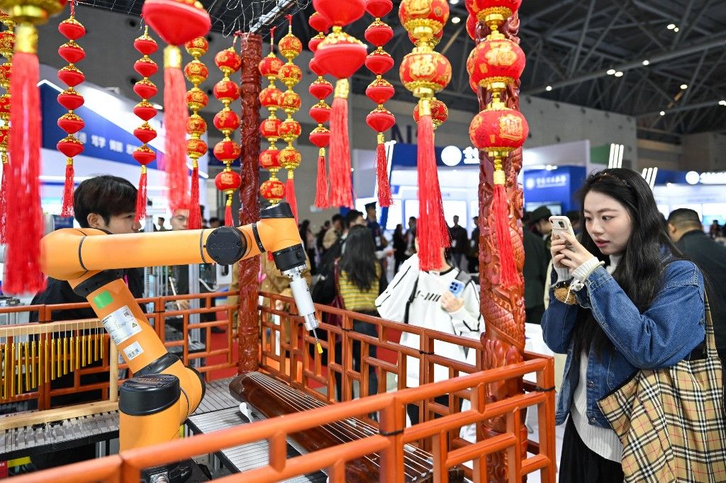 Kína 62nd China Higher Education Expo opens in Chongqing