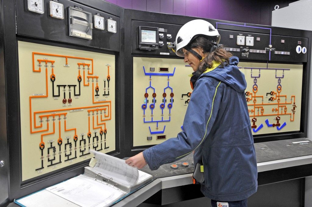 energia France aveyron montezic dam engine room pumped storage energy transfer station located