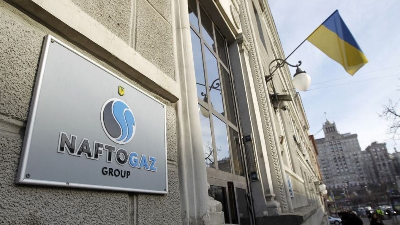 Naftogaz Office
The logo of national oil and gas company Naftogaz Ukraine is seen at the company office entrance, in Kyiv, Ukraine, on 18 December, 2019.  (Photo by STR/NurPhoto) (Photo by NurPhoto / NurPhoto via AFP)