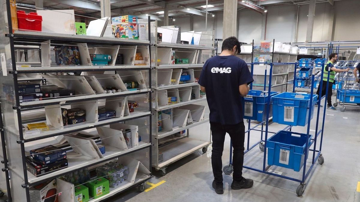 Vallottak a magyar webáruházak: eddig kell rendelni, hogy biztosan megérkezzenek az ajándékok karácsonyra