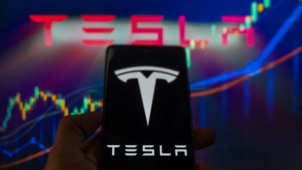 Photo Illustration Tesla