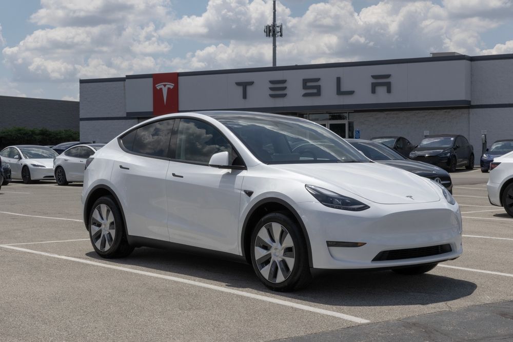 Indianapolis,-,May,19,,2024:,Tesla,Model,Y,Ev,Electric