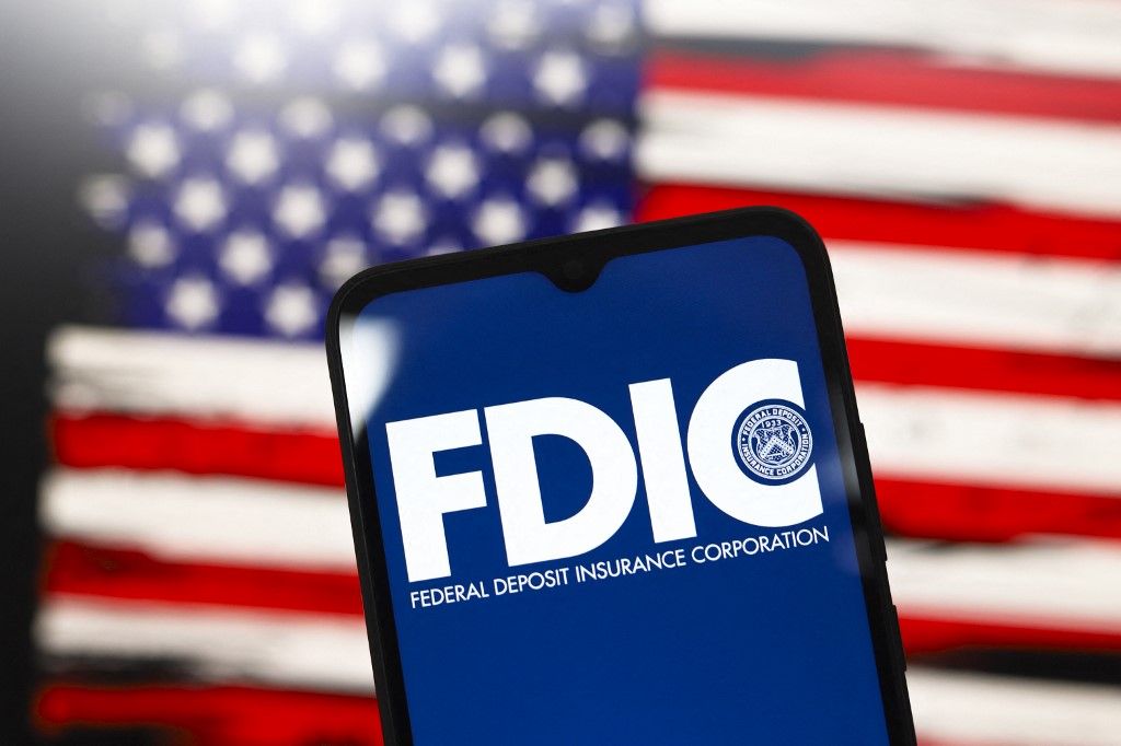 United States Departments And Agencies fdic, bankszabályozás, bankfelügyelet, bankok