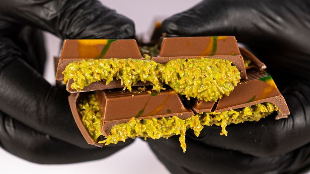 Dubai csoki: egy kis pisztácia, egy kis kadajif, egy kis TokTok: és kész a divat Dubai Chocolate in Ankara