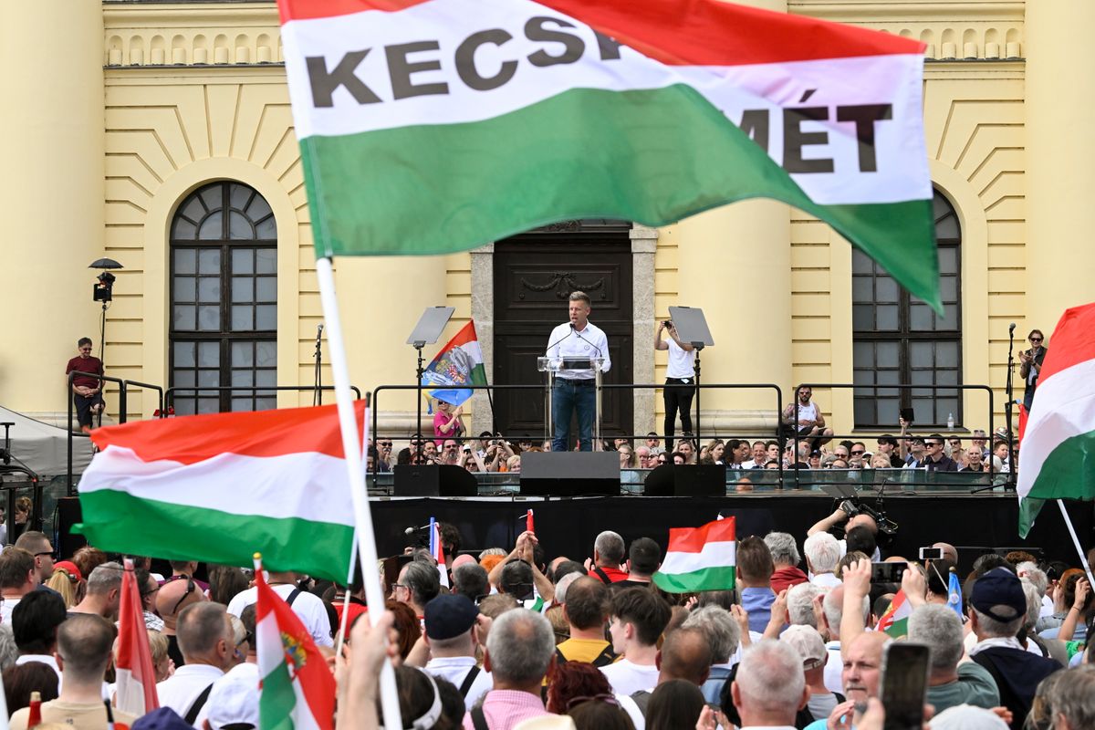 MAGYAR Péter