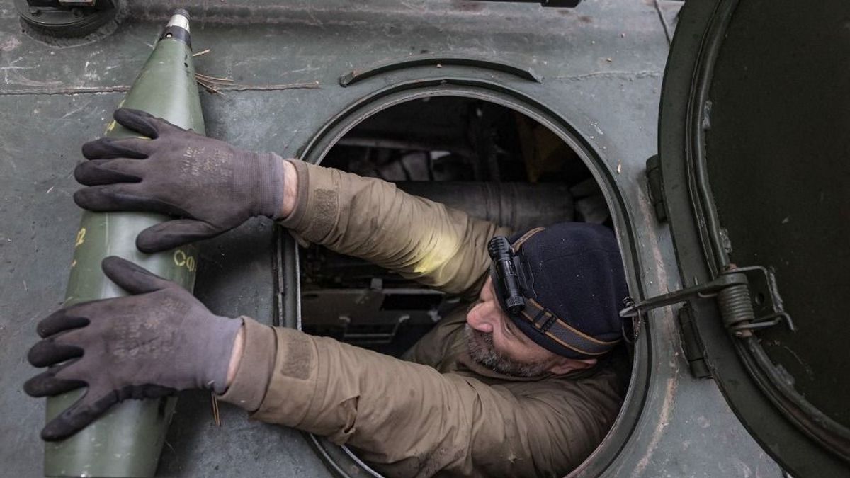 Az ukrán hadseregben csúcsokat dönt a dezertálások száma