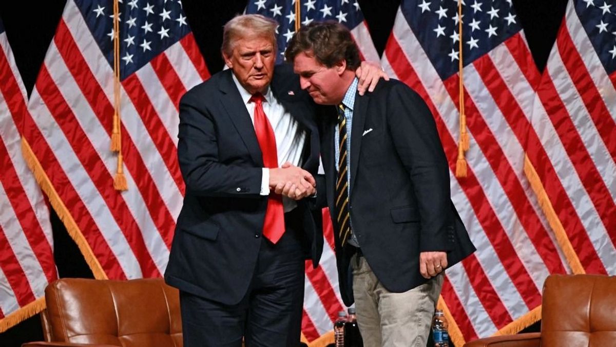 Tucker Carlson visszatért Oroszországba, hogy Szergej Lavrovval csináljon interjút
