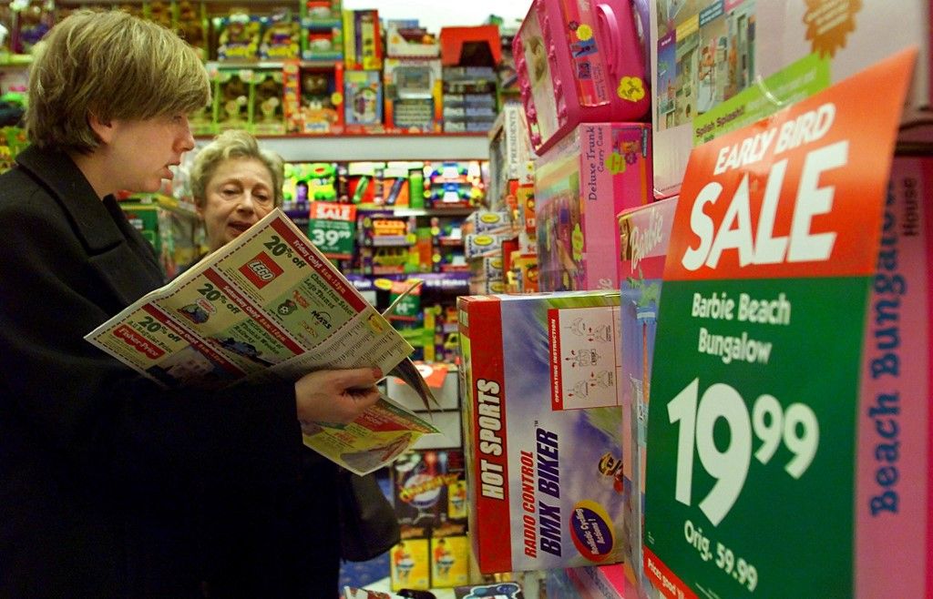 US-HOLIDAY-SHOPPING