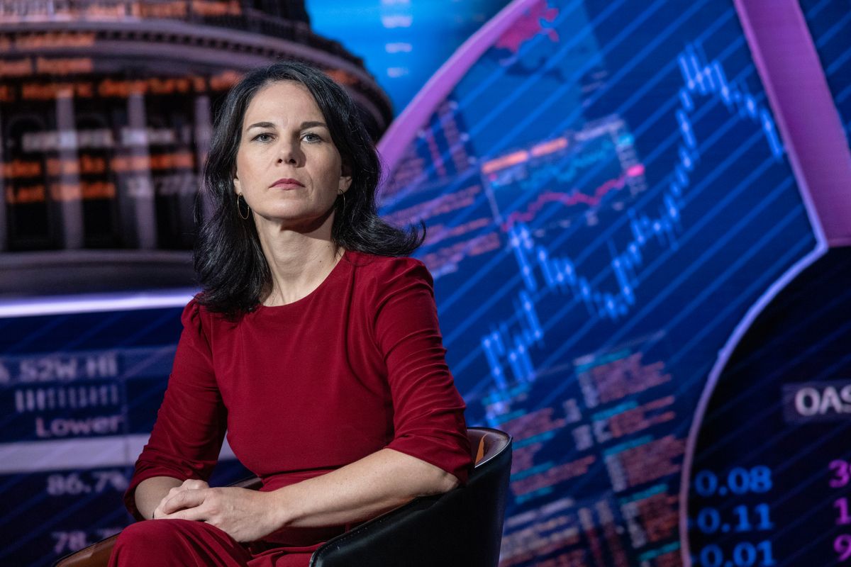 Szankciók, nem német áruk kézbesítését sugallta Pekingben Annalena Bearbock külügyminiszter nyilatkozata German Foreign Minister Annalena Baerbock Interview