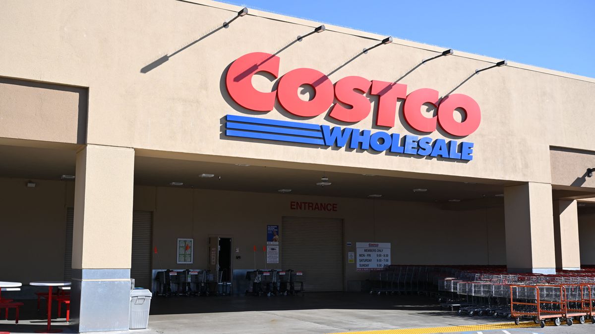 San Mateo County power outage affecting nearly 40 thousands of PG&E customers costco