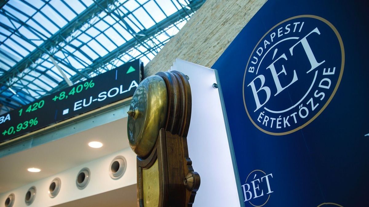 Csúcsról szédült le a BUX, tartja állásait a forint 