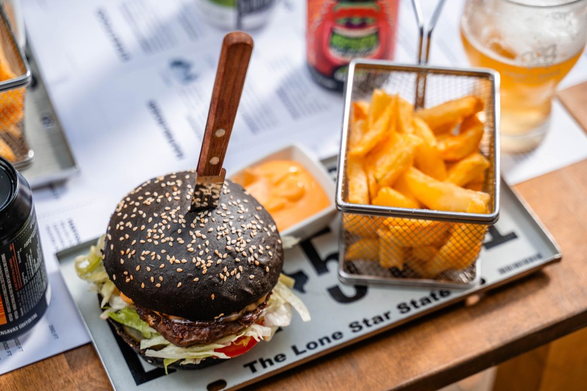 Billog Burger Budapest
bombariadó