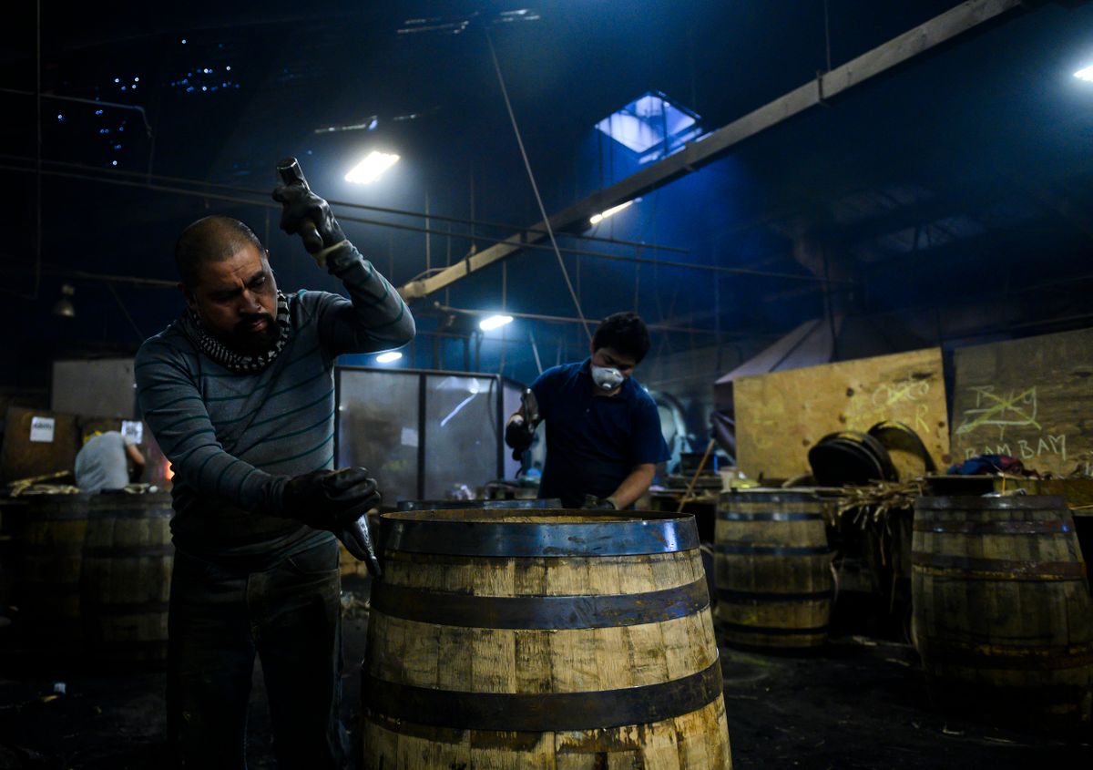 Hitting the bottle: Trump's trade battles slow Kentucky's bourbon boom Jack Daniels vámok