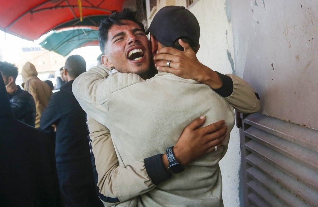 10 killed in Israeli airstrike on central Gaza Strip
