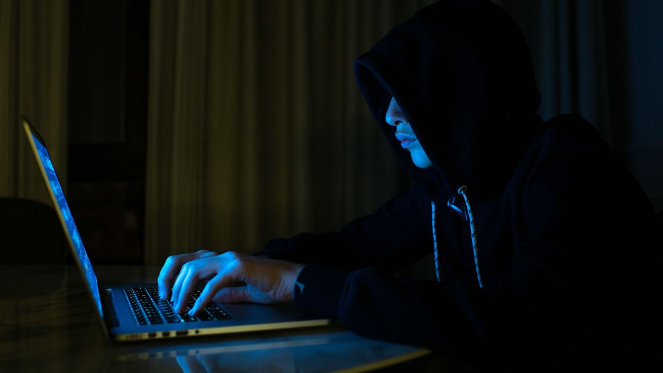 Hacker,Is,Hacking,Into,The,Computer,Network.,Young,Boy,In ukrán kibercsalók