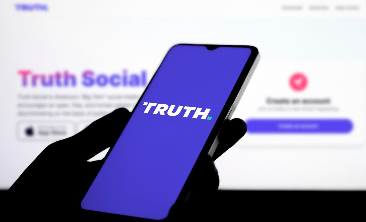 Dhaka,bangladesh,03,May,2024:the,Social,Media,Platform,Truth,Social,Logo, trump