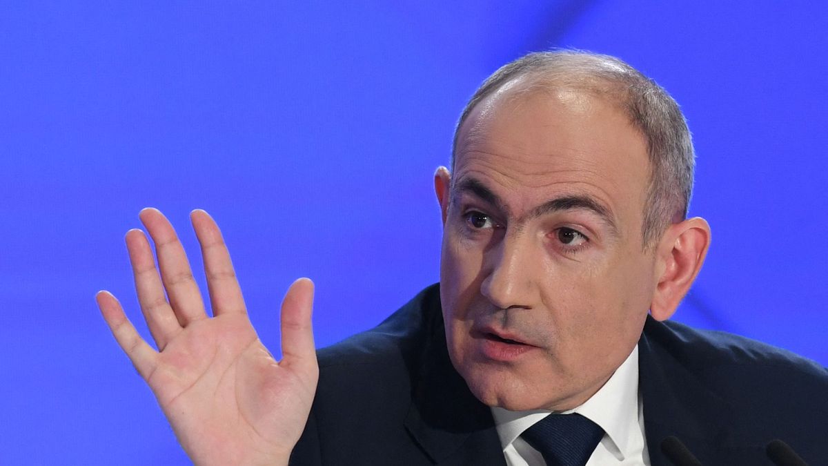 Nikol Pasinján örmény miniszterelnök kijelentette pénteken, hogy jórészt készen van az Örményország és Azerbajdzsán közötti békeszerződés, de továbbra is vannak vitás kérdések.
