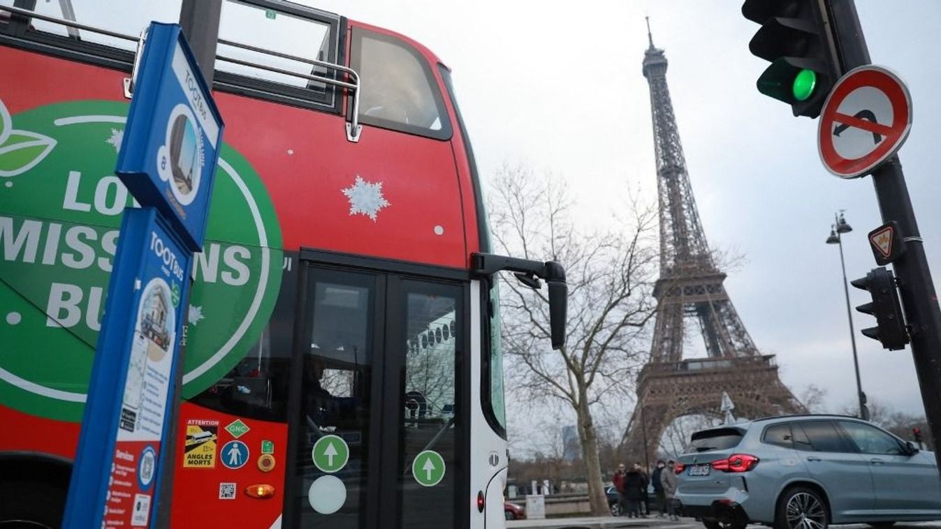 Paris closes its last tourist office amid shift to digital platforms turiozmus, turisták