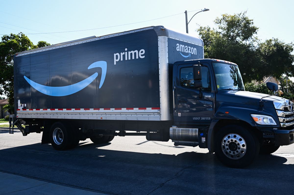 Leépítések ide, nézeteltérések oda, de a britek még mindig szeretnek az Amazonnál dolgozni
