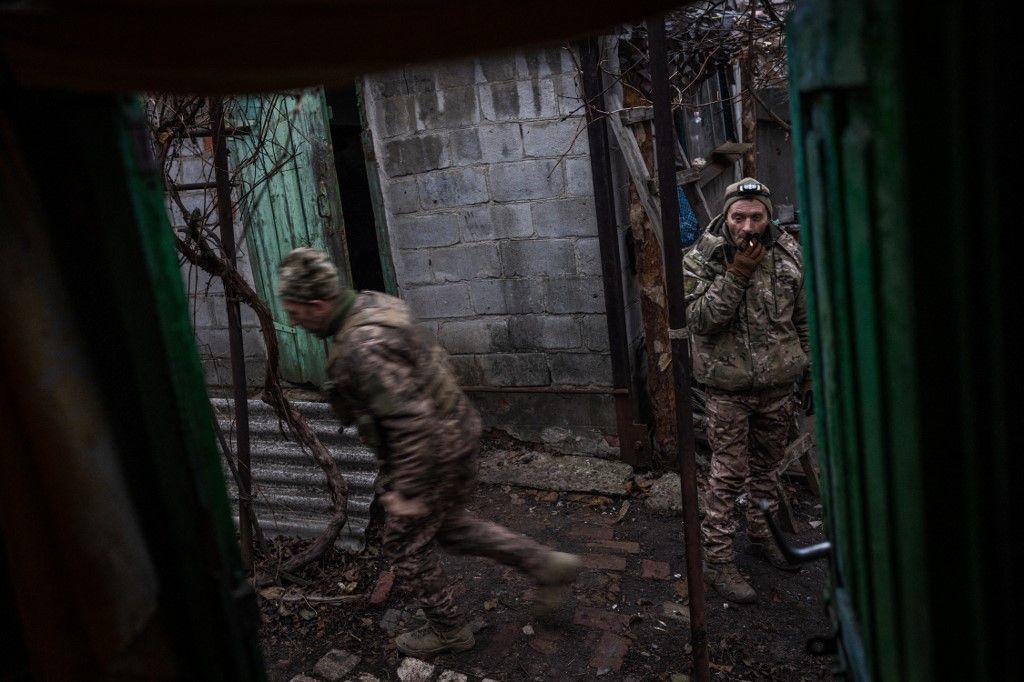 Ukrainian soldiers' New Year celebration at frontline in Donetsk Oblast