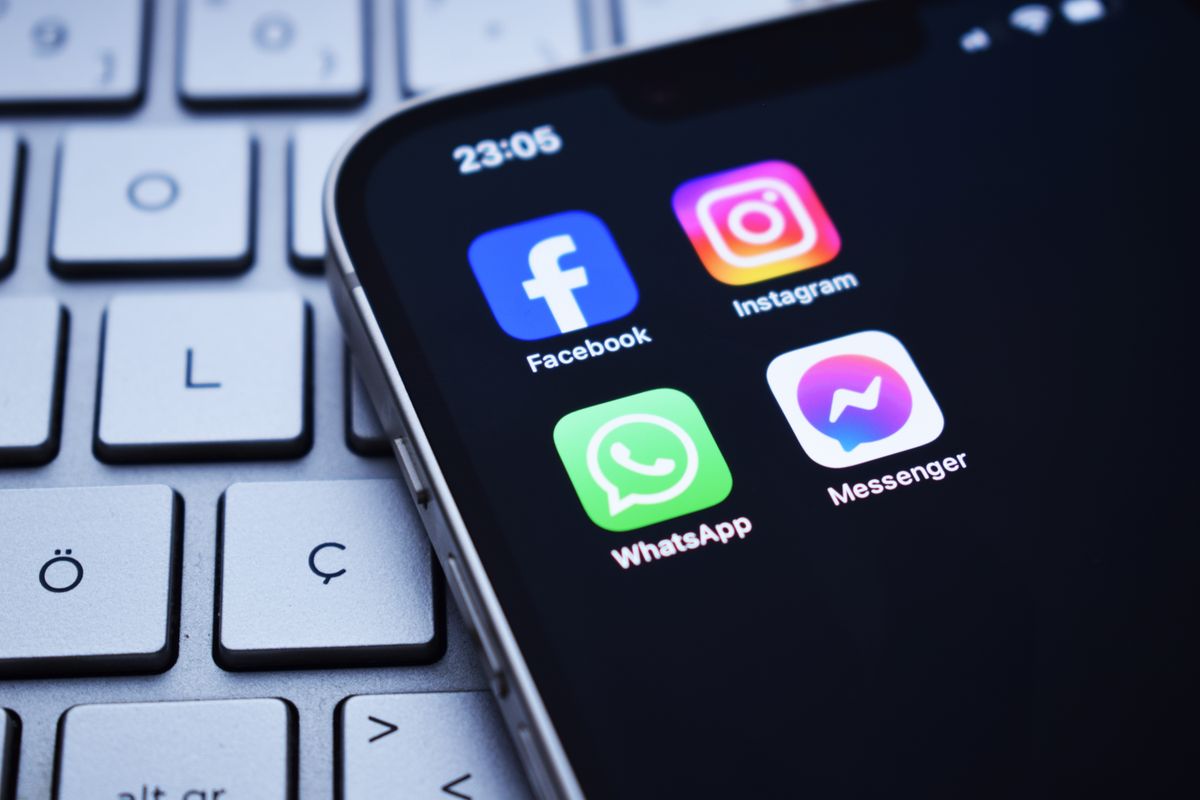 All,Meta,Platforms,Apps,On,The,Screen,Of,Smartphone,Facebook,