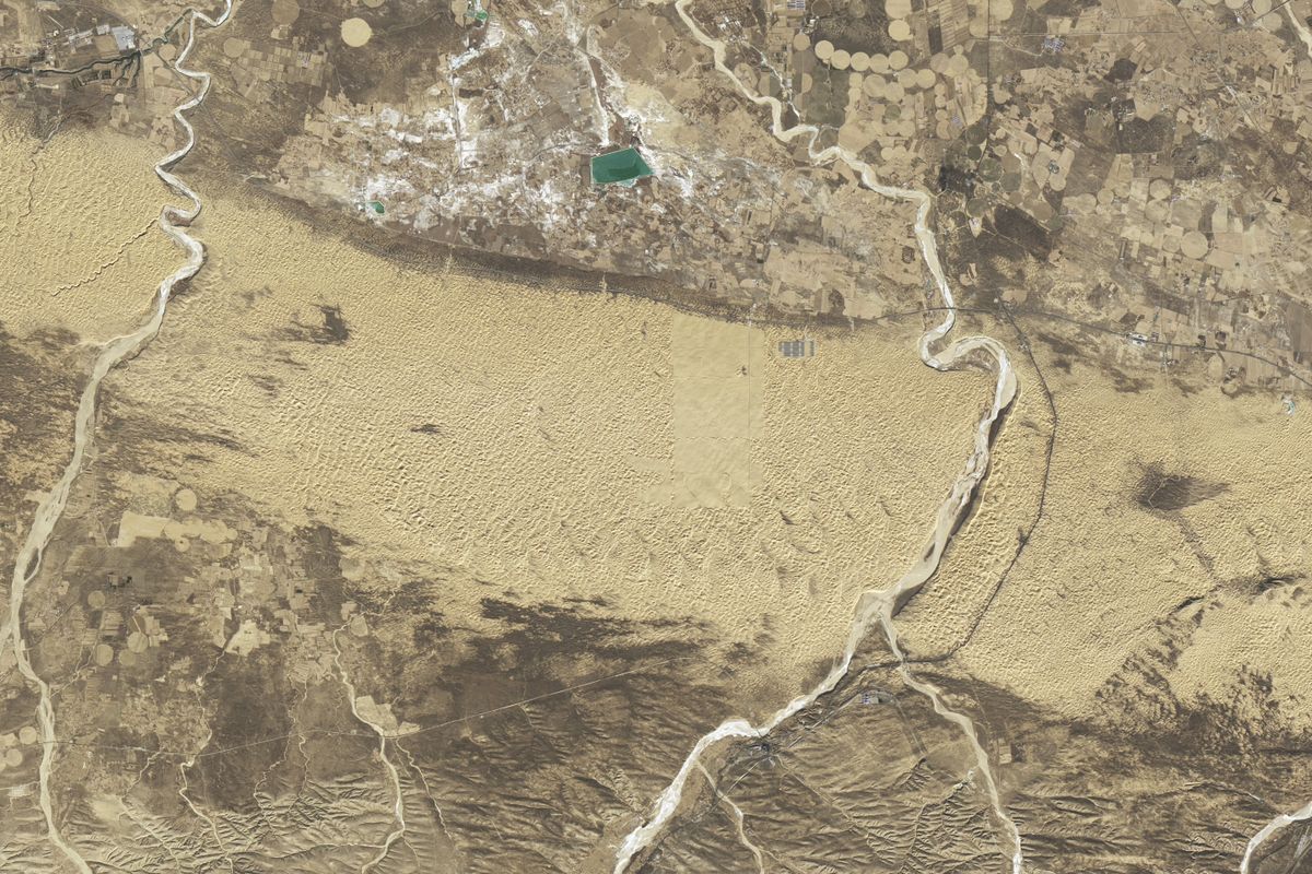 Building a Great Solar Wall in China, napelem