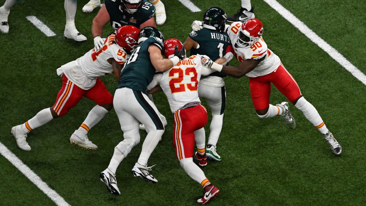 Super Bowl LIX between the Kansas City Chiefs and the Philadelphia Eagles - Game