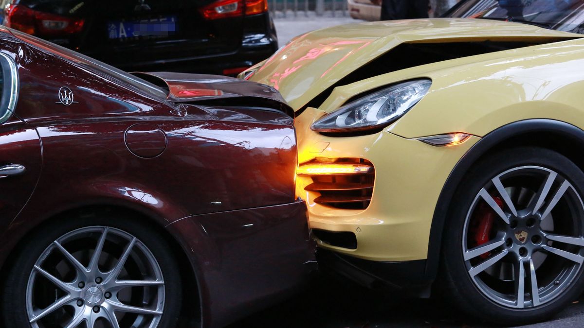 Porsche crashes into Maserati on purpose possibly over marital disputes