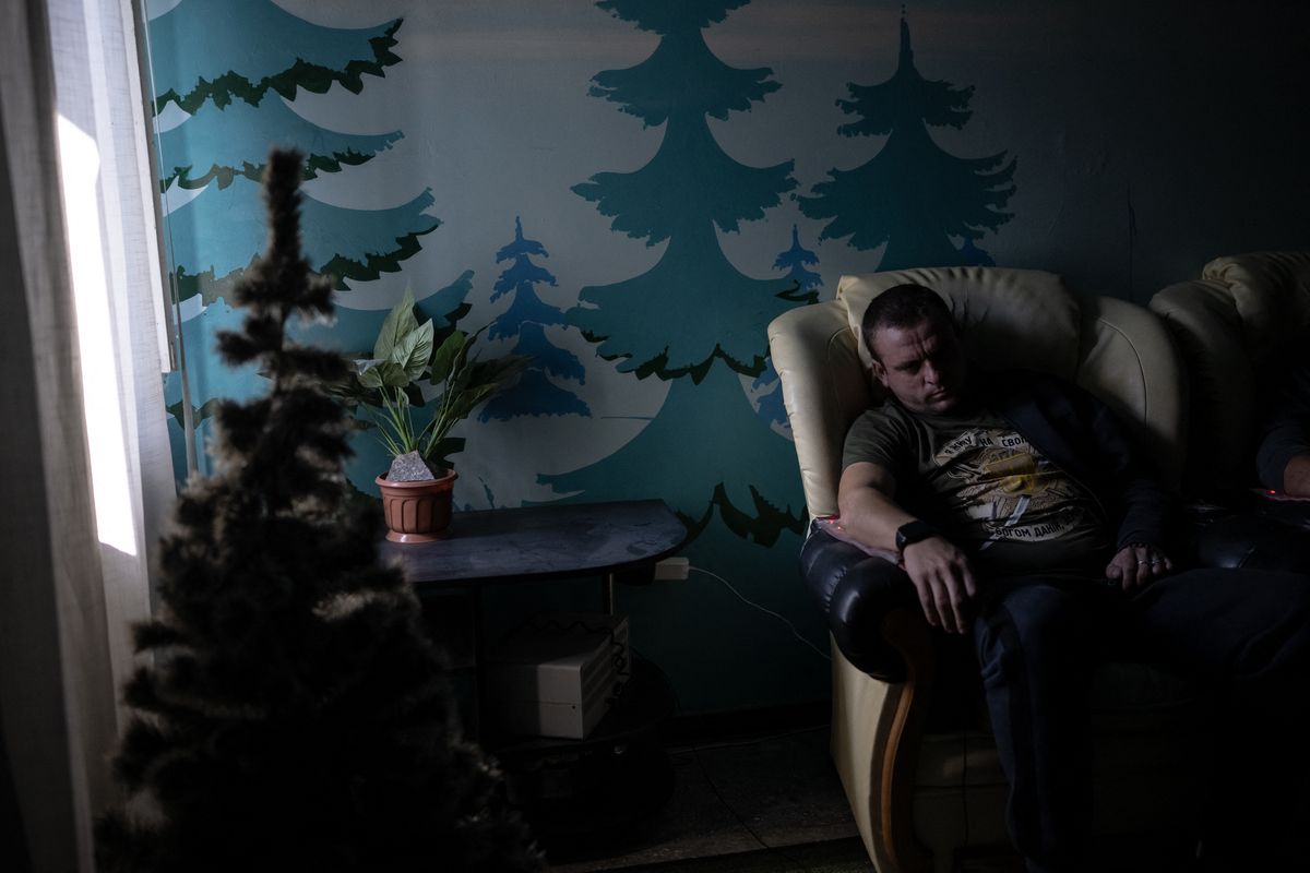 Recovery center helps Ukrainian soldiers cope with war-related effects in Kharkiv
