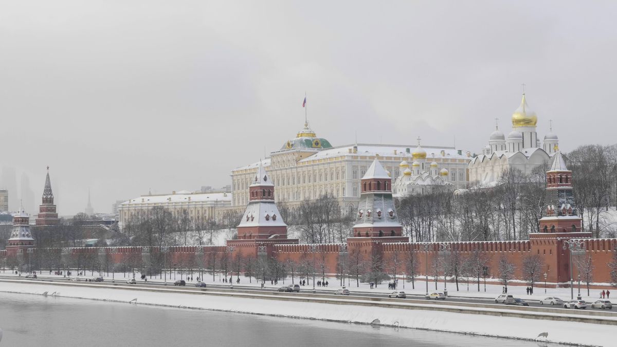 Beautiful view of Moscow Kremlin from the riverin winter , Russia
Moszkva, orosz-ukrán háború, Oroszország, szankció, nyugati cégek