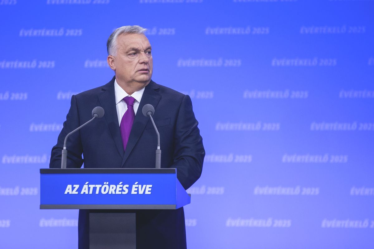 évértékelő, Orbán