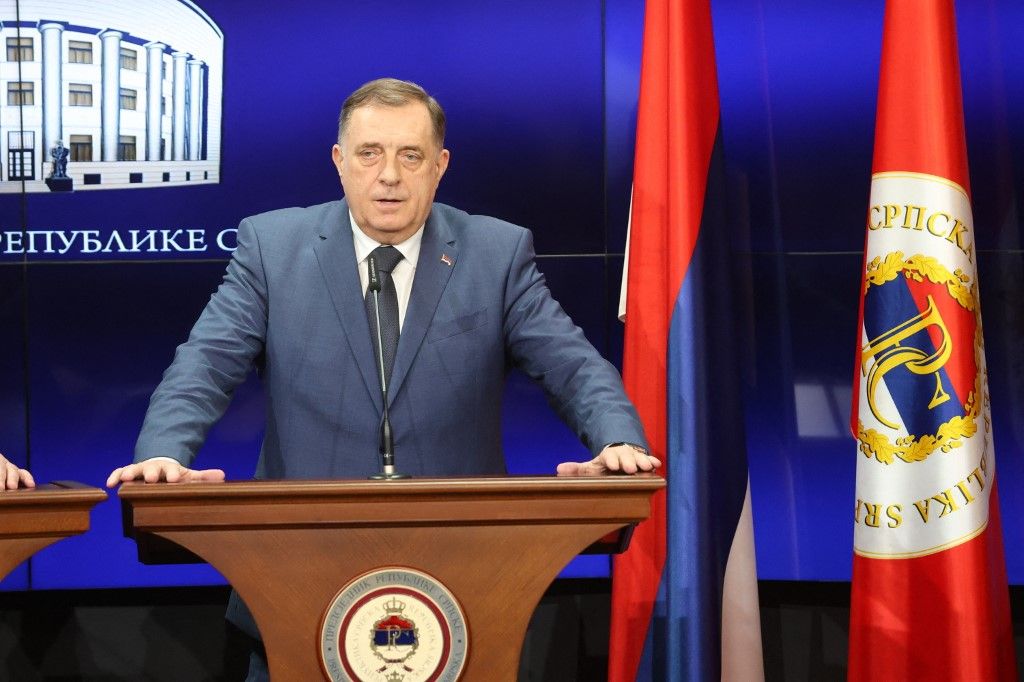 Aleksandar Vucic - Milorad Dodik joint press conference in Bosnia and Herzegovina Bosznia a szétesés szélén Milorad Dodik