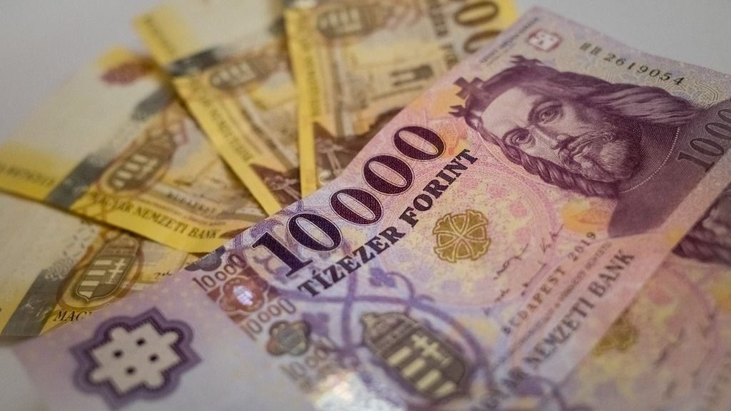 Hungarian Forint Banknotes NAV adategyeztetés
cofidis készpénzhasználat
alaptörvény