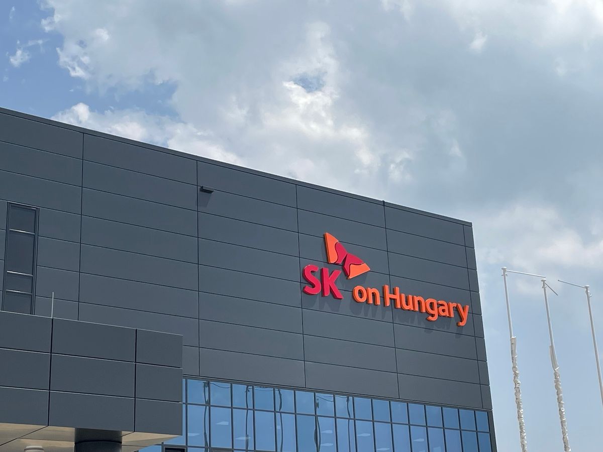 SK on Hungary gyár, akkumulátorgyár 