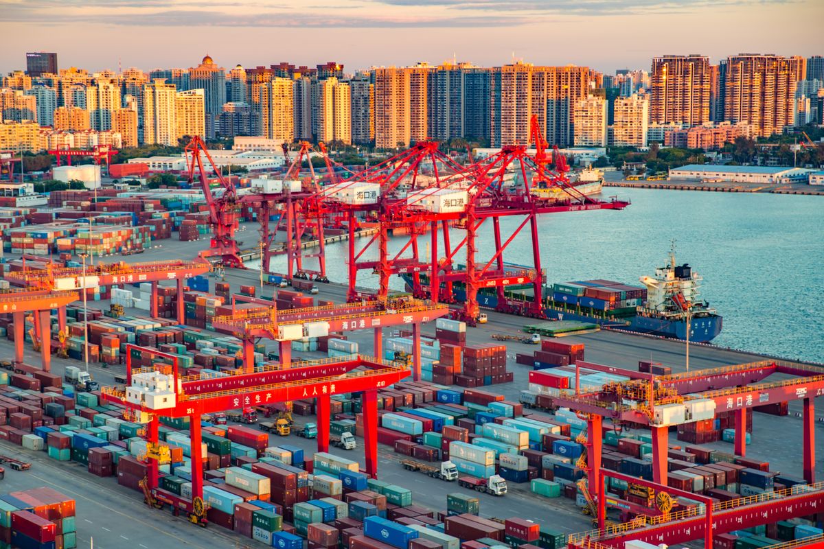 Haikou,,Hainan,,China,-,June,17th,2020:,Haikou,Port,Container