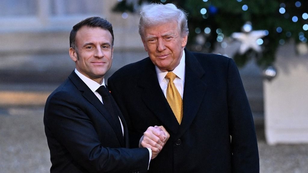 Macron beszélt Trumppal a válságtanácskozás előtt