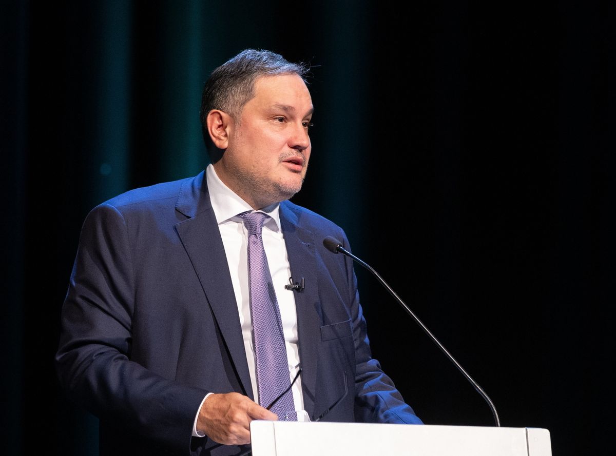 NAGY Márton, 13. havi nyugdíj
infláció, adat, reálbér, fizetés, 2025