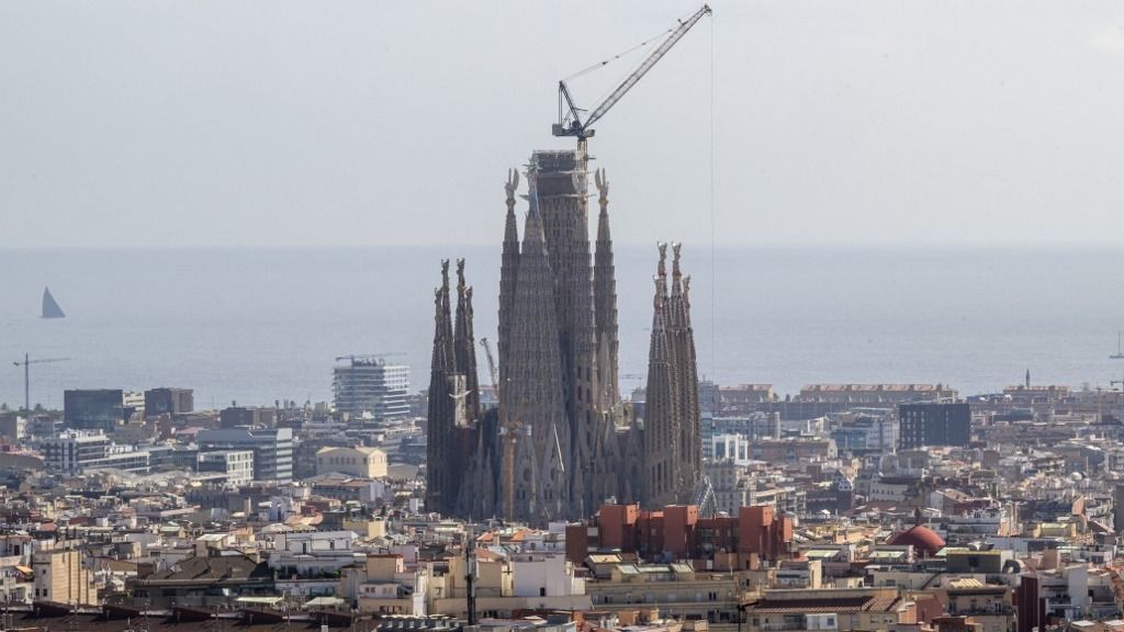 Panoramic Views Of Barcelona City, Spain
Rekordszámú látógatóval és rekordbevétellel zárta 2024-et a barcelonai Sagrada Familia bazilika