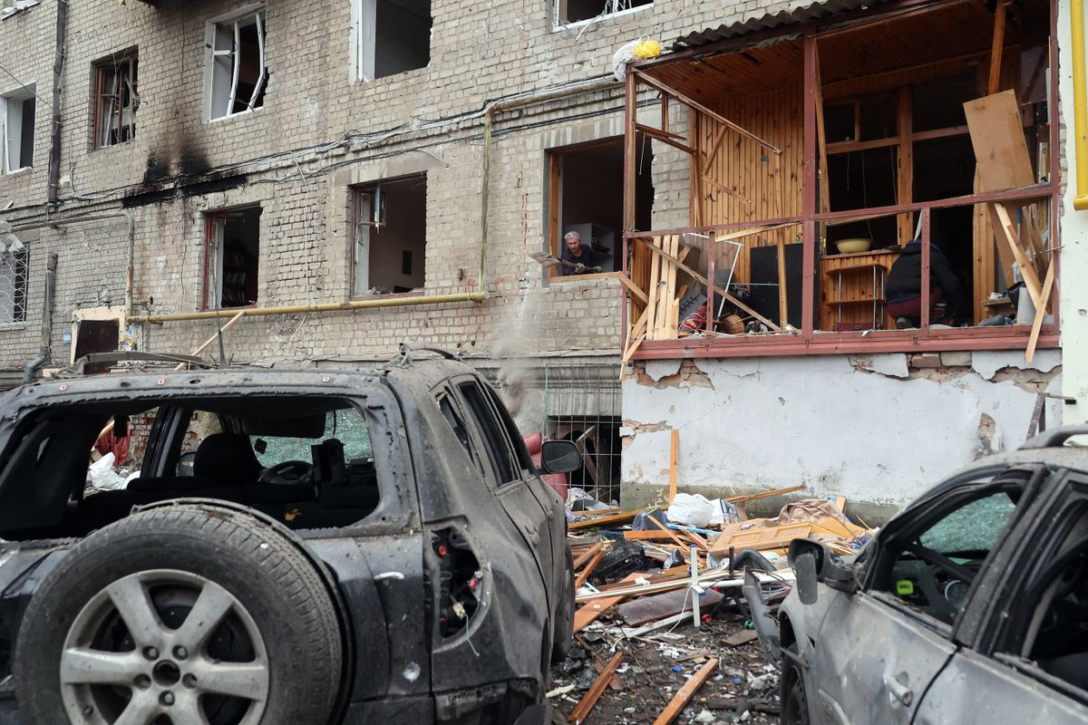 Russian troops launch massive missile attack on Kharkiv