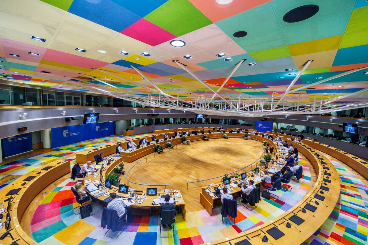 EU-Afrikai Unió megbeszélés Brüsszelben: az üzletek nem ilyen tárgyalótermekben köttetnek