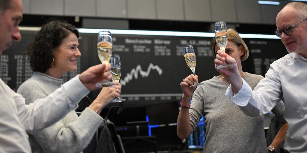 Last trading day of the year emelkedő piac
