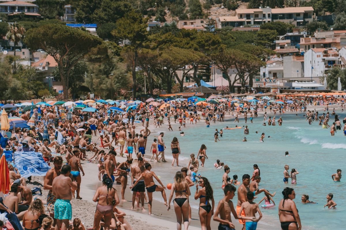 Palermo,,Sicily,,Italy,-,July,2,2023:,A,Crowded,Beach