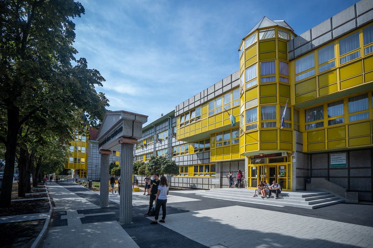 Paksi egyetemi kar ESZI paksi mérnökképzés